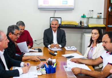 Prefeito Guerino empossa membros do Conselho Municipal do Trabalho, Emprego e Renda Prefeito Guerino empossa membros do Conselho Municipal do Trabalho, Emprego e Renda