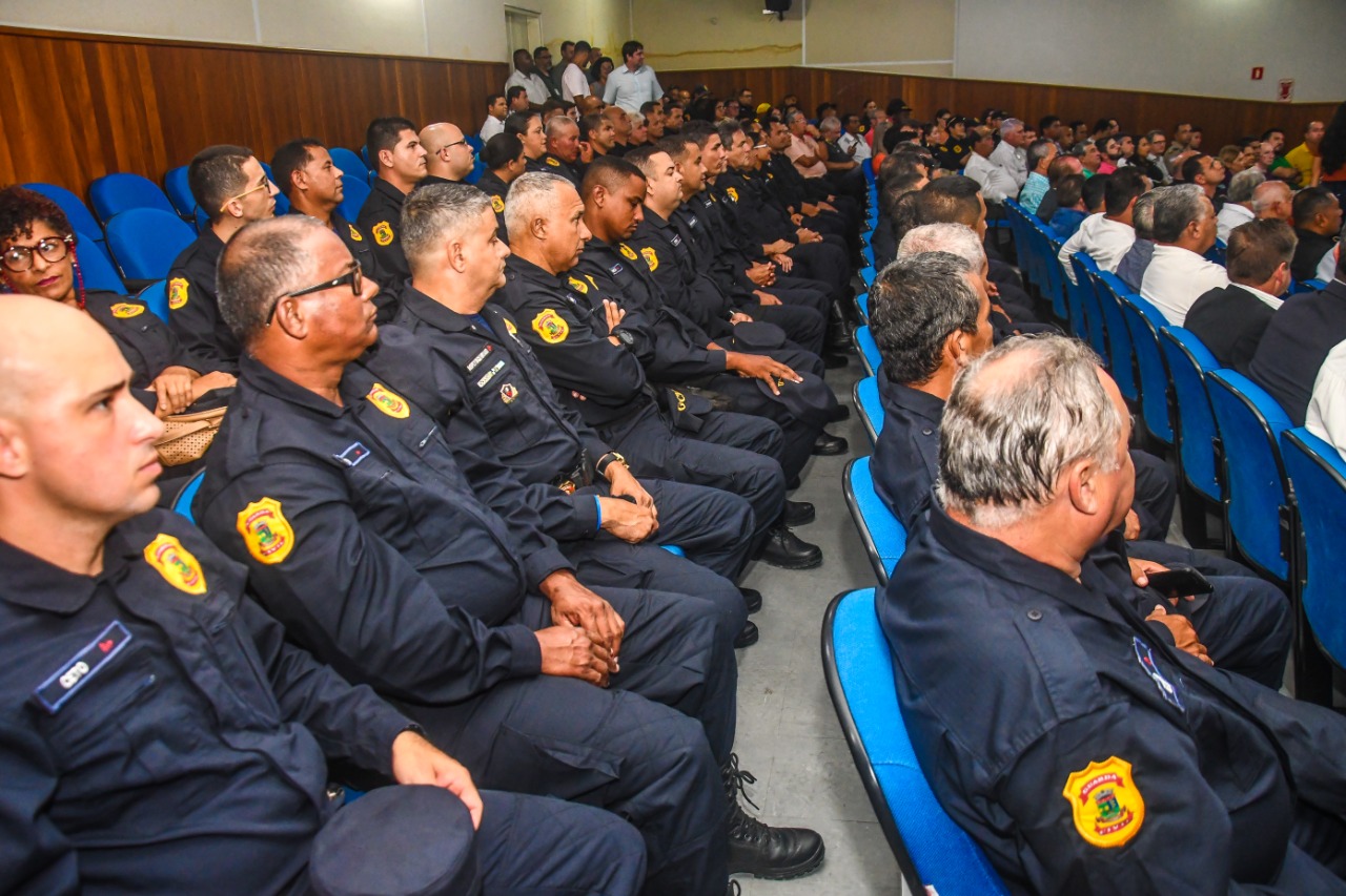 Prefeito Guerino Abre Curso De Formação Da Guarda Municipal Para Porte ...